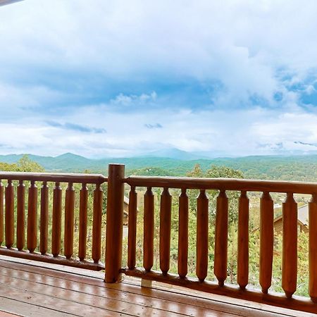 100 Mile View Villa Pigeon Forge Bagian luar foto
