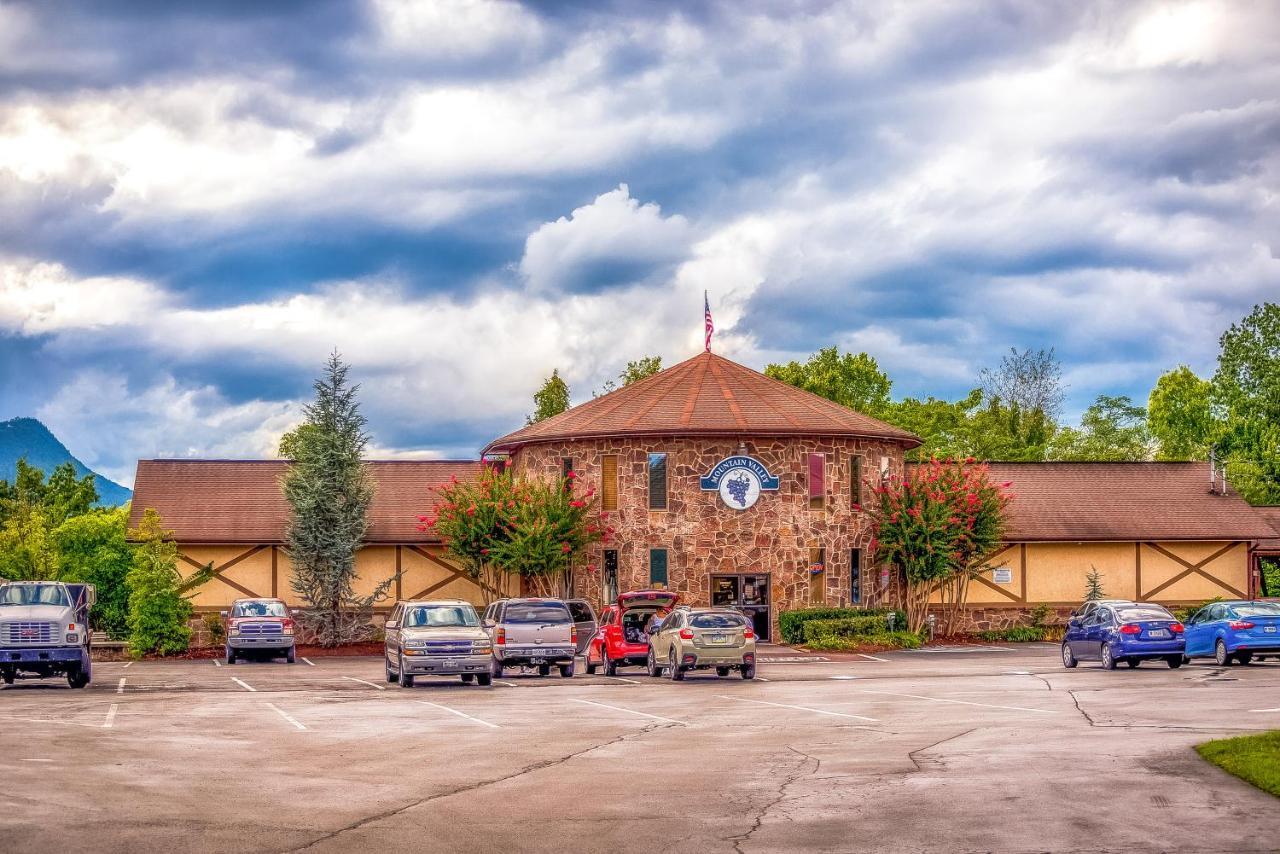 100 Mile View Villa Pigeon Forge Bagian luar foto